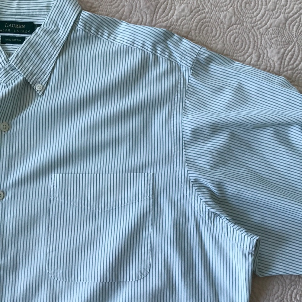 💥SOLD💥 Lauren Ralph Lauren Button Down - Picture 3 of 4